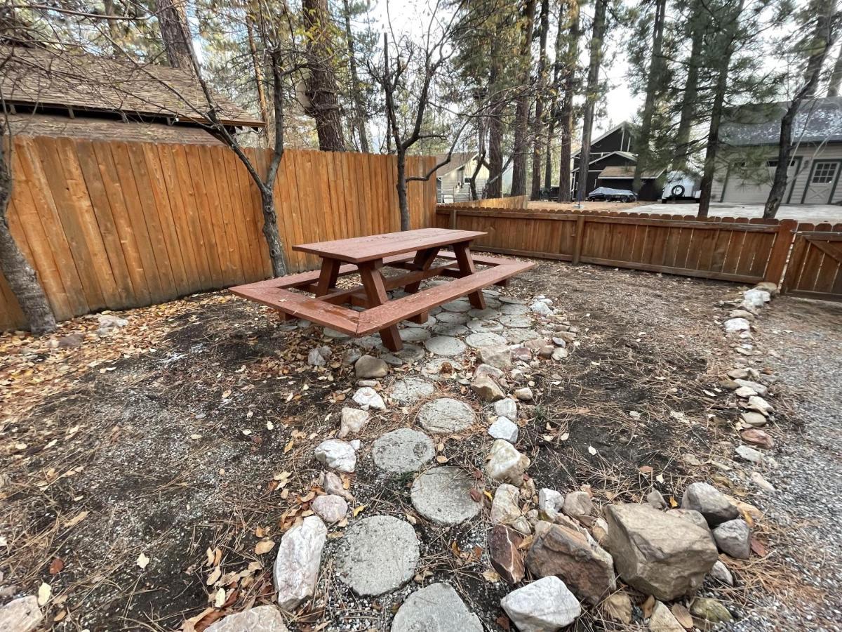 Boulder Bay Bungalow - Updated Mountain Retreat With Hot Tub, Game Table, And Sauna! Villa Big Bear Lake Exterior photo